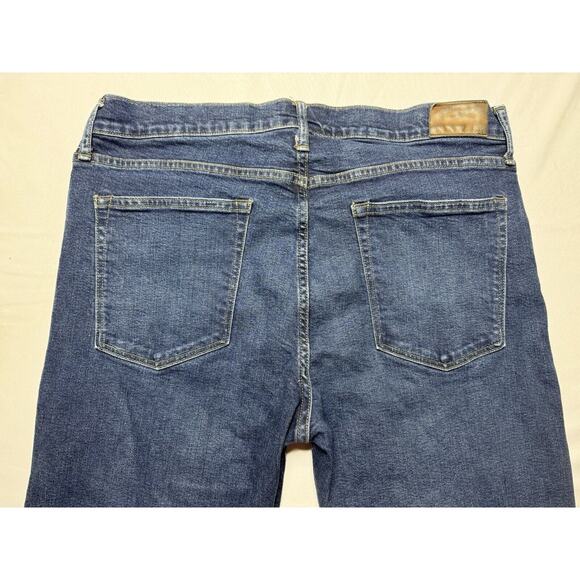 J. Crew Men's Dark Wash Style 770 Tapered Leg Blue Denim Jeans - Size 36x29.5 - Picture 4 of 9